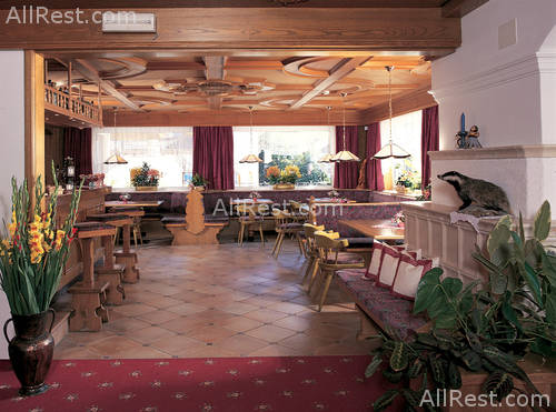 Sporthotel Interski 9